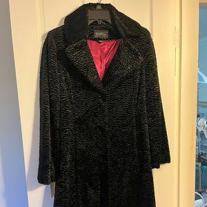 WHBM White House Black Market Faux Shearling Coat, Small.